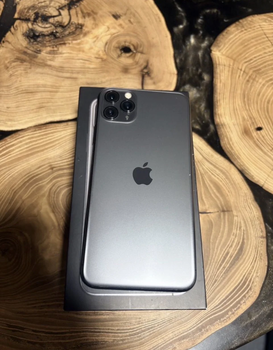 IPHONE 11 Pro Max - миниатюра 3