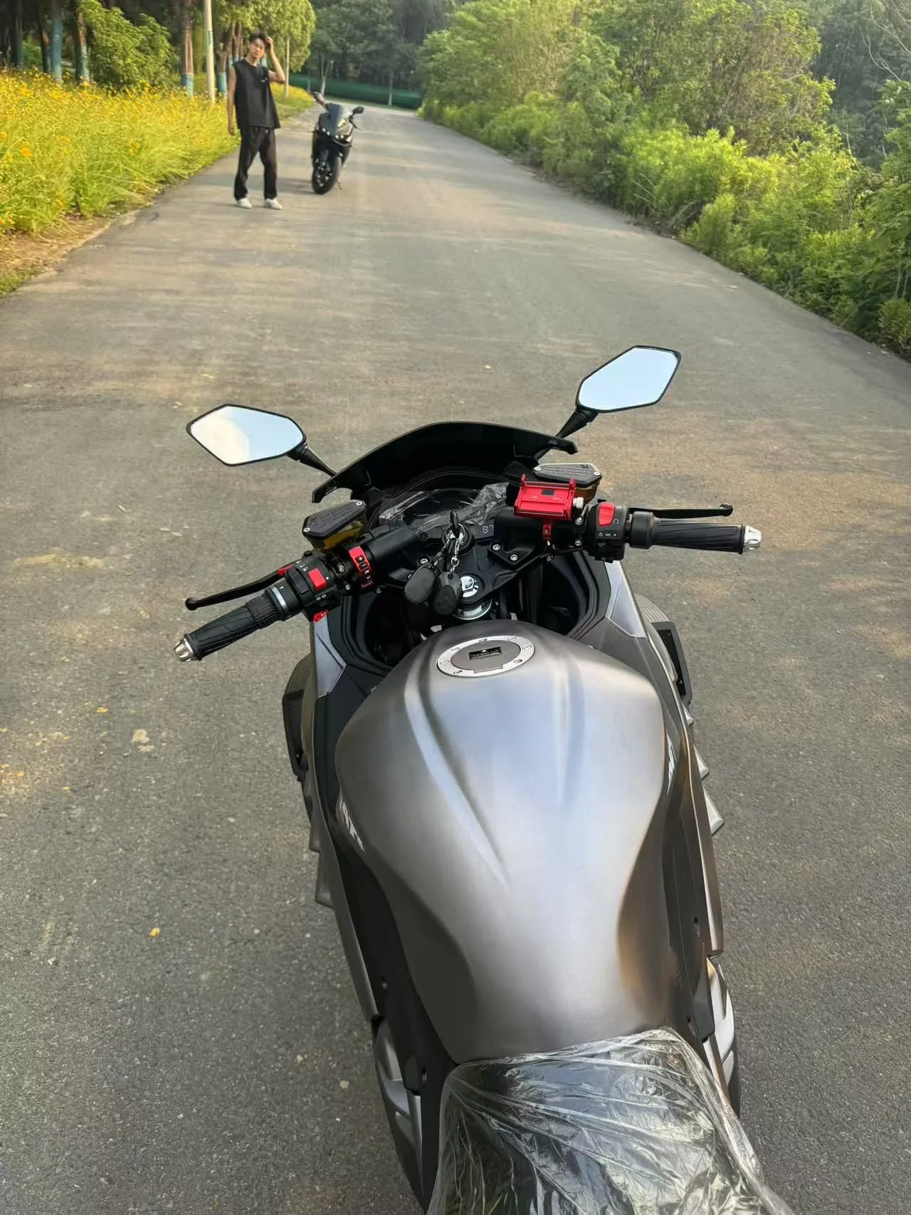 Ducati Panigale Электромотоцикл - миниатюра 8