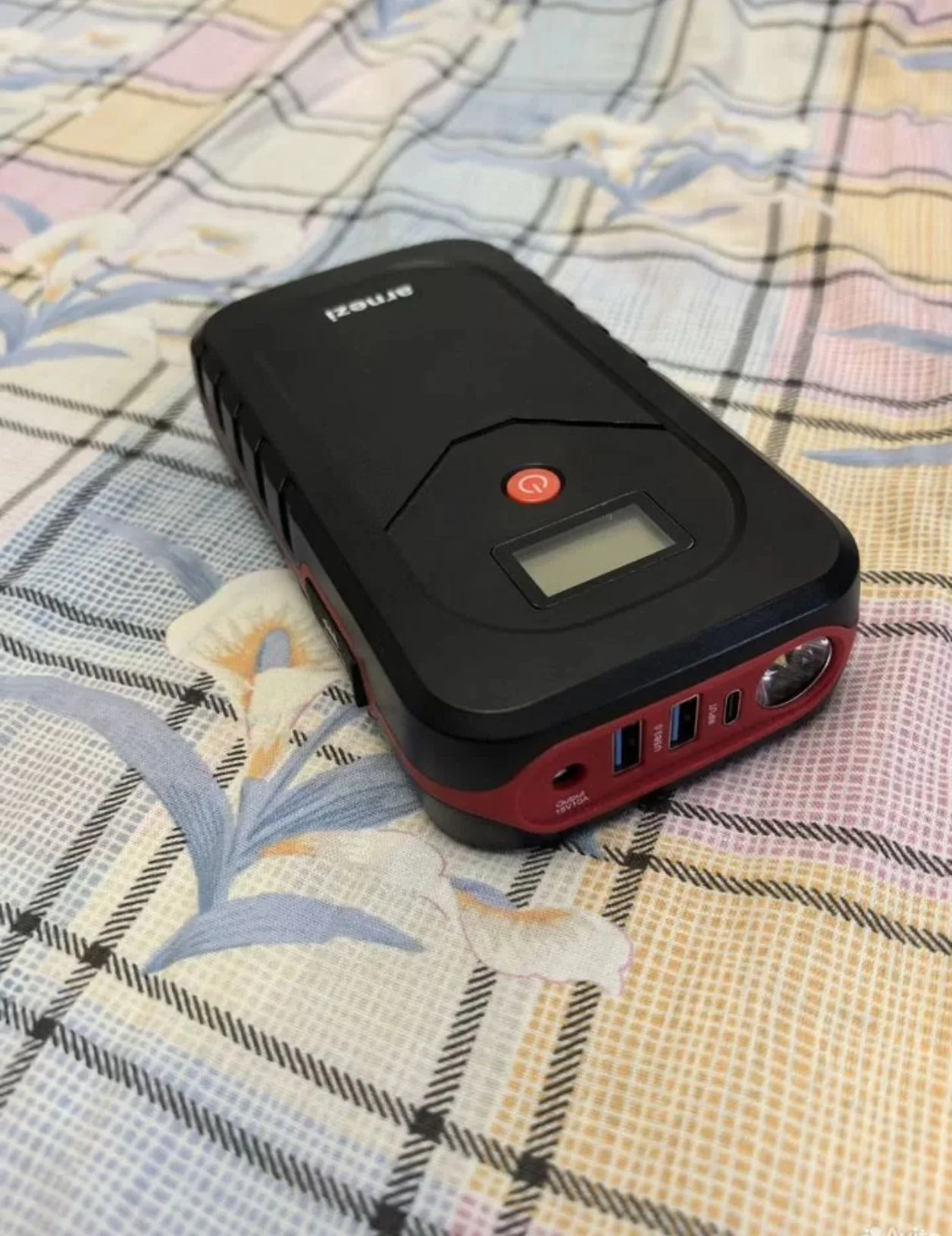 Пускозарядное устройство Arnezi PRO-15 - миниатюра 2