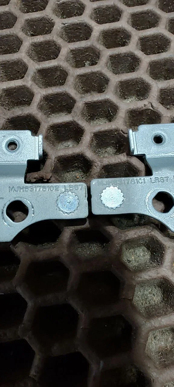 MJH63102901 LG оригинал, держатель, крепление - миниатюра 2