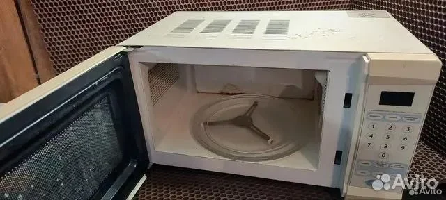 Микроволновая печь Mystery MMW-1704 на запчасти - миниатюра 2