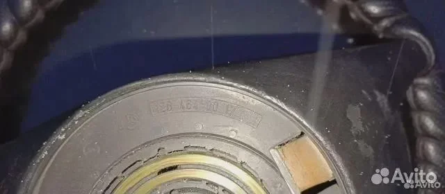 Руль Mercedes W190, W123, W124 126464001 - миниатюра 4