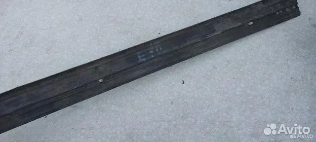 Накладка на порог на BMW E30 - миниатюра 3