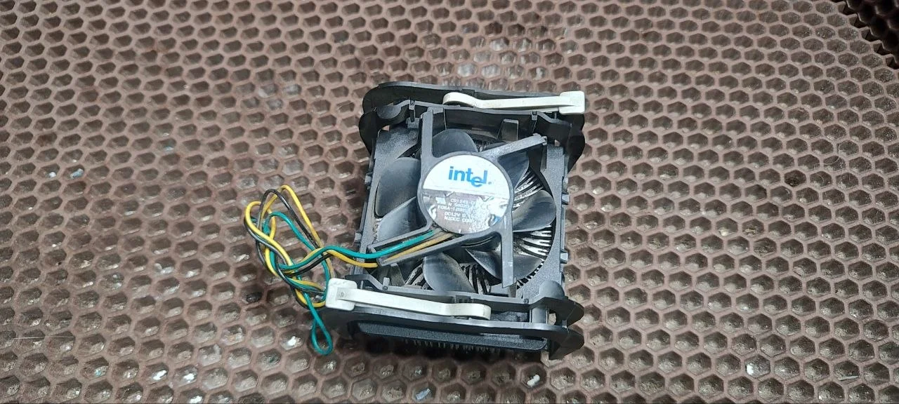 Кулер процессора для Socket 478 - изображение 1