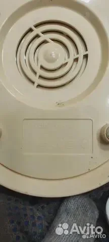 Соковыжималка Vitek VT-1611 - миниатюра 3
