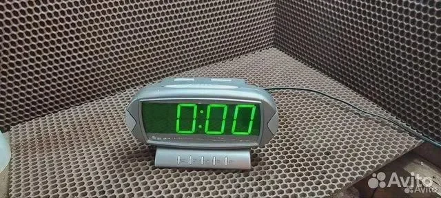Часы настольные vitek VT-3512 GY - изображение 1