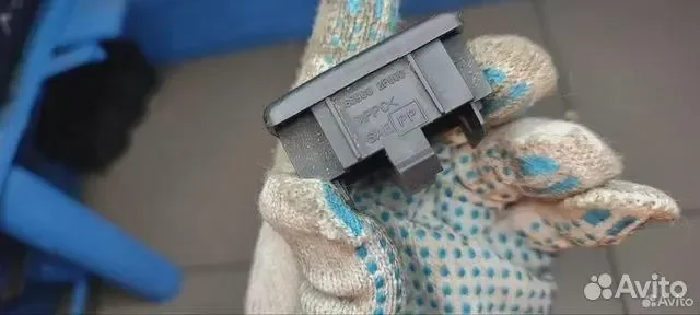 68960-2F000 Заглушка для Nissan Primera P11E 1996 - миниатюра 2