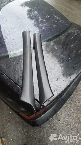 Обшивка передней стойки Mercedes W 124