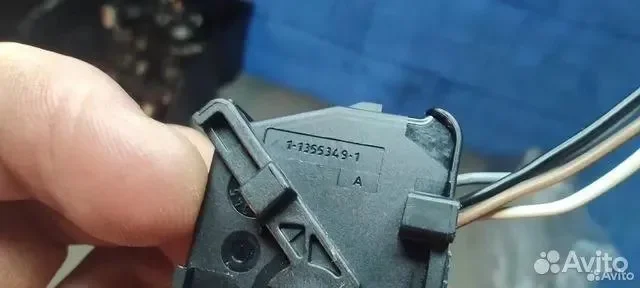 Разъем Audi 113553491 - миниатюра 4