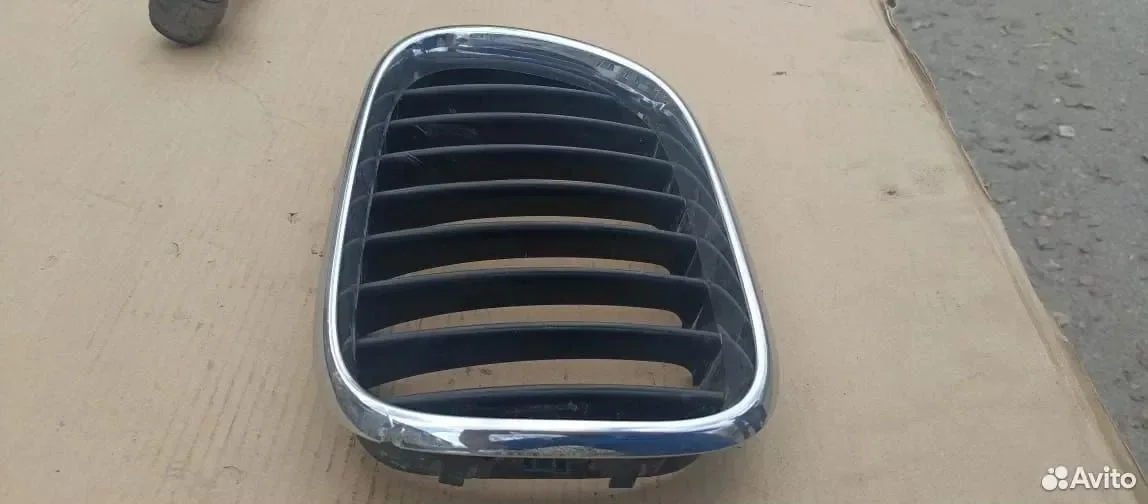 51138247673 Решетка радиатора левая BMW бмв - миниатюра 2