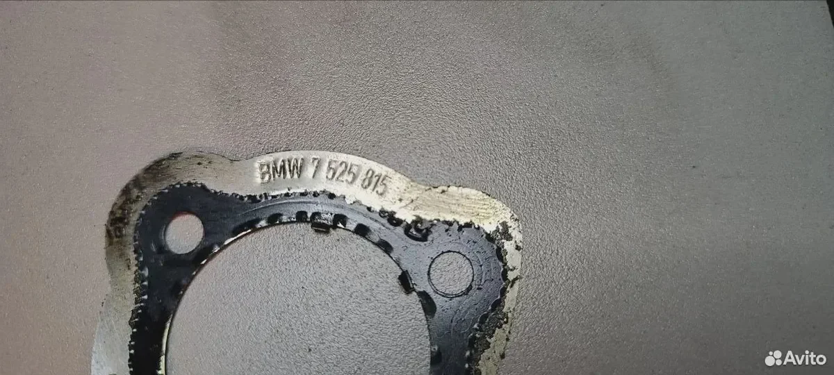 BMW F15 F16 Уплотнительная прокладка 11667525815 - миниатюра 3