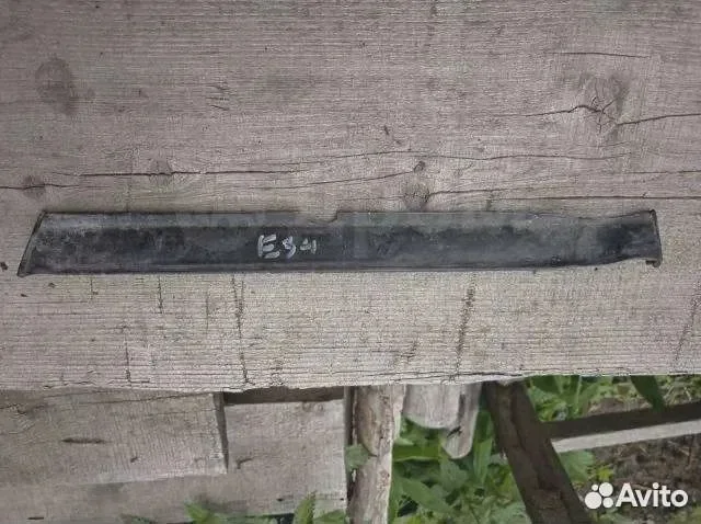 Молдинг крыла переднего правого нижний бмв е34 - изображение 1