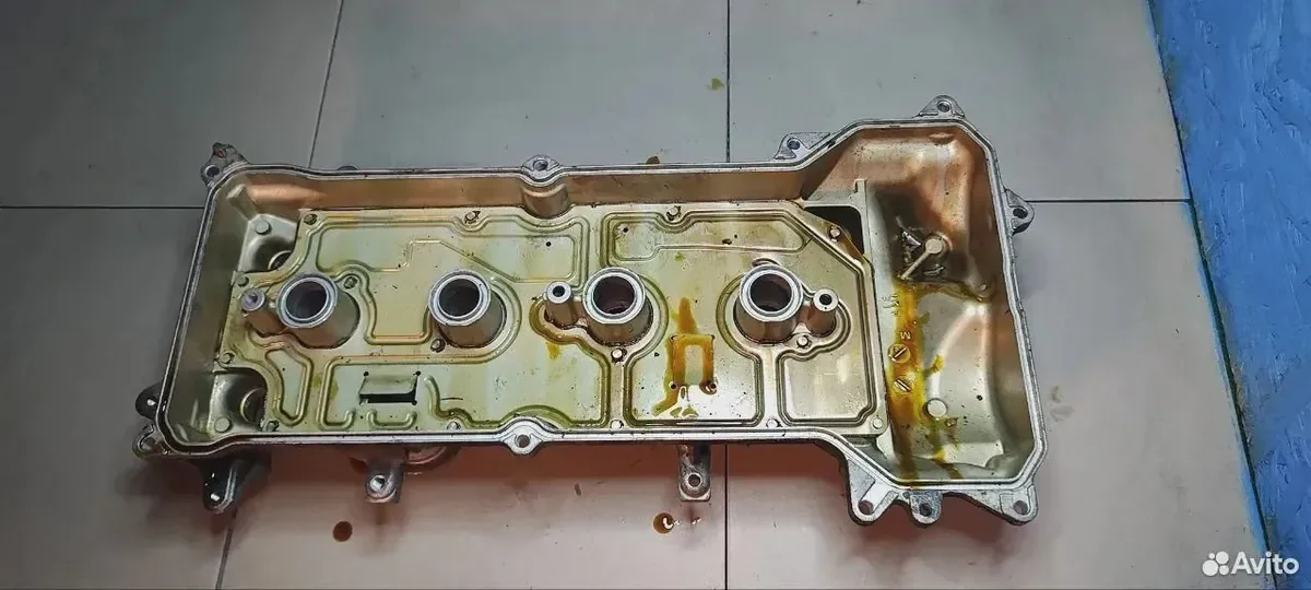Крышка головки блока цилиндров nissan juke YF15 - миниатюра 2