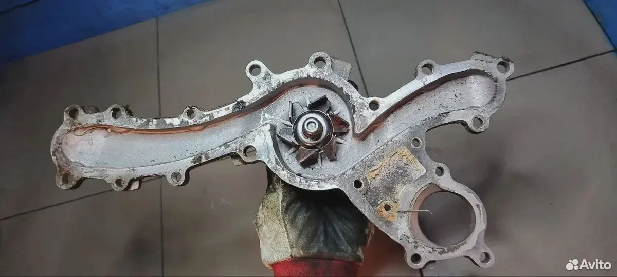 Помпа toyota mark X GRX120 4GR-FSE контрактная - миниатюра 2