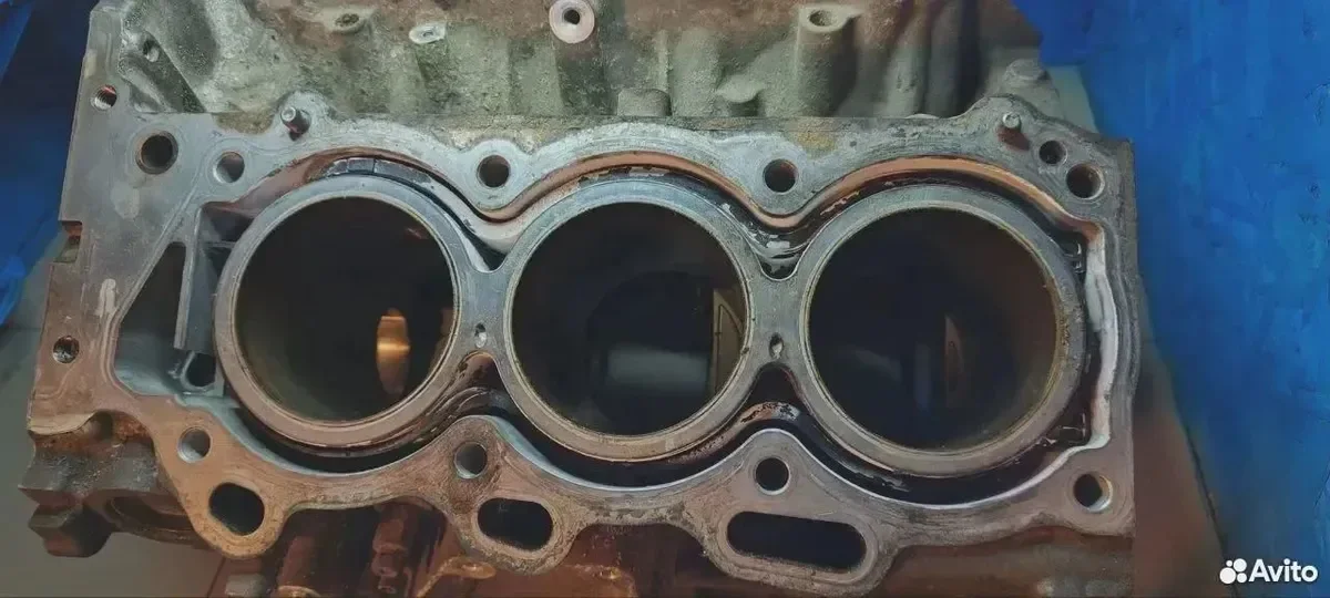 Блок цилиндров toyota lexus - миниатюра 5