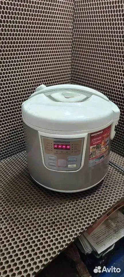 Мультиварка Redmond RMC-4503 5л б/у - изображение 1