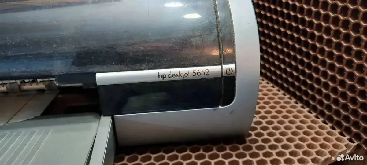 Принтер hp deskjet 5652 - миниатюра 2