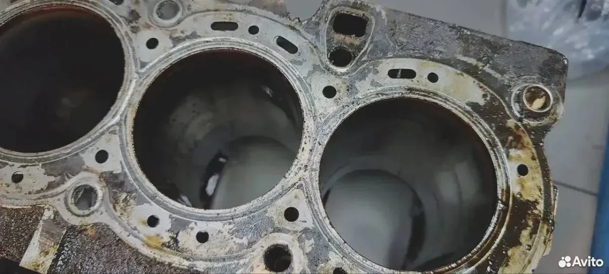 Блок цилиндров, ford - миниатюра 2
