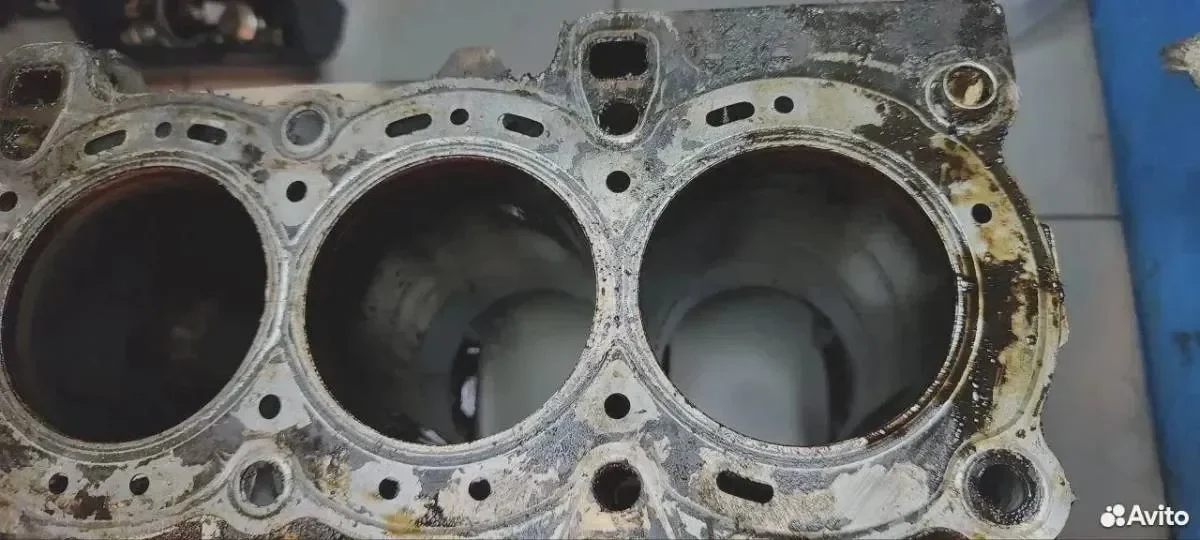 Блок цилиндров, ford - миниатюра 3