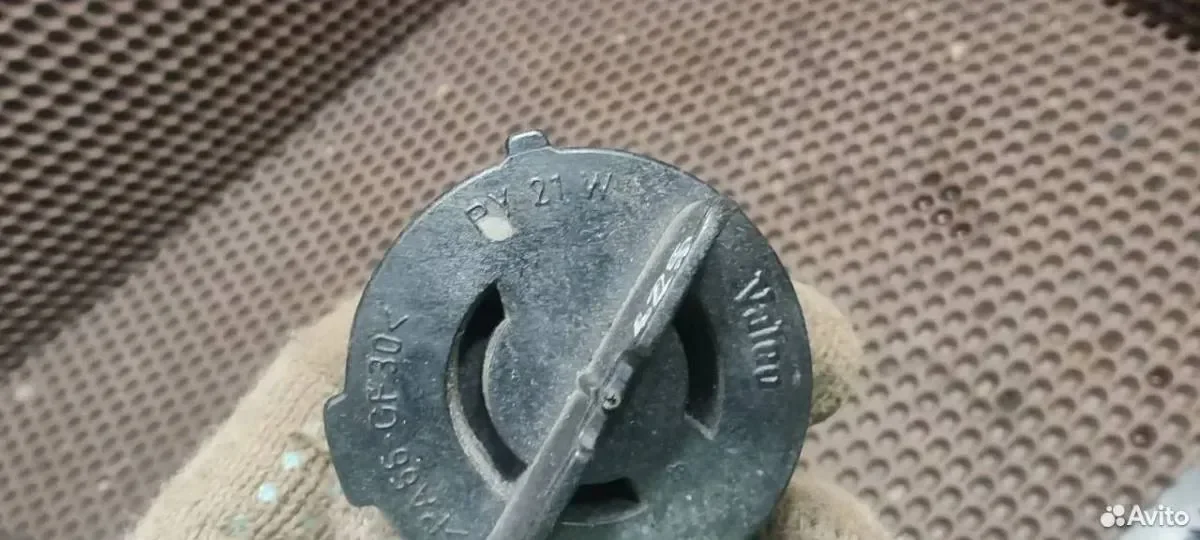 Патрон фары Valeo PY 21 W - миниатюра 2