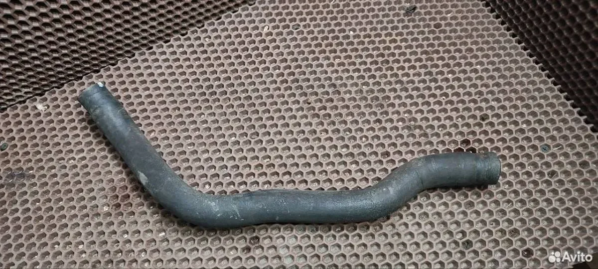 Ford 1384597 Патрубок расширительный бачок - помпа