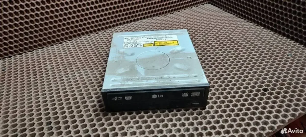 Дисковод LG GSA-H10N - изображение 1