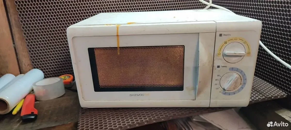 Микроволновая печь Daewoo Electronics KOR-4135a - изображение 1