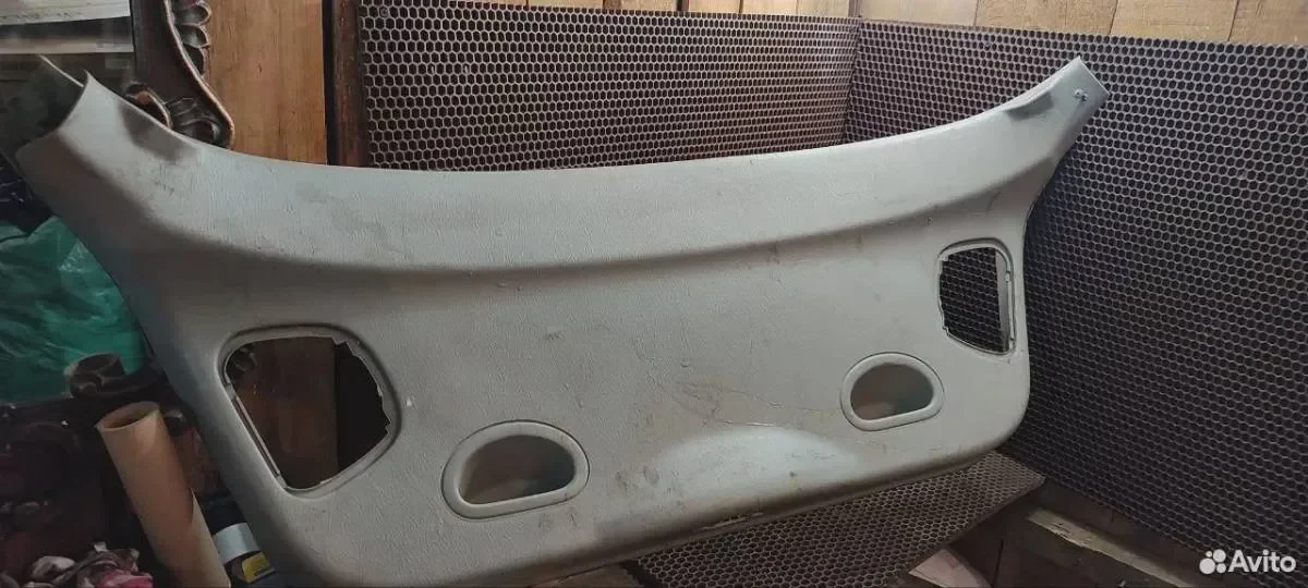 Обшивка крышки багажника Nissan Primera P11 - изображение 1