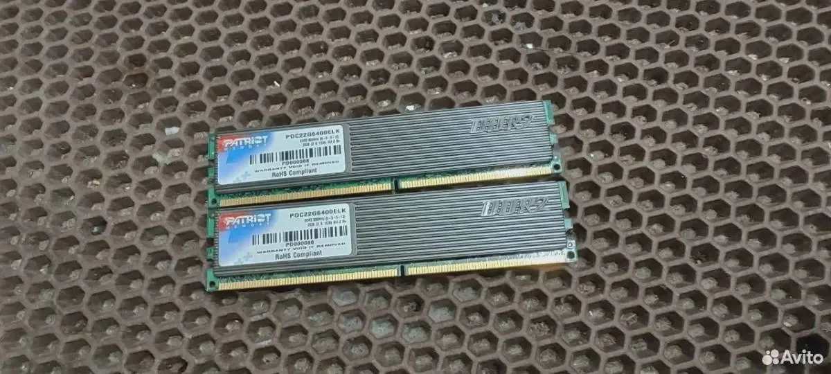 Оперативная память Patriot PDC22G6400ELK ddrii 1Gb - изображение 1