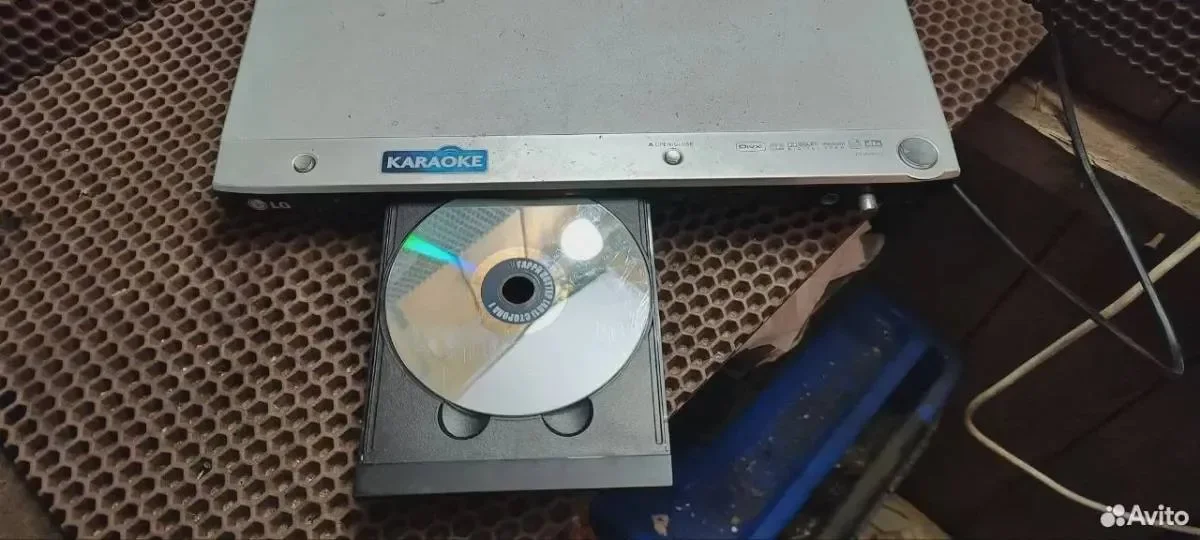 Dvd плеер с караоке lg - миниатюра 2