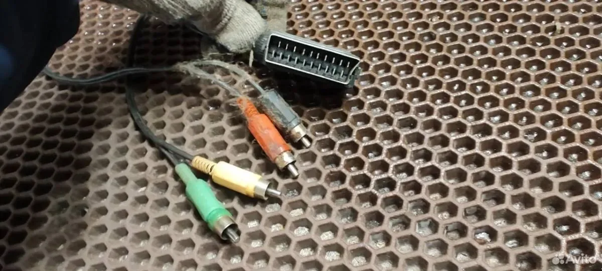 Кабель Scart-4RCA 1.1м - миниатюра 2