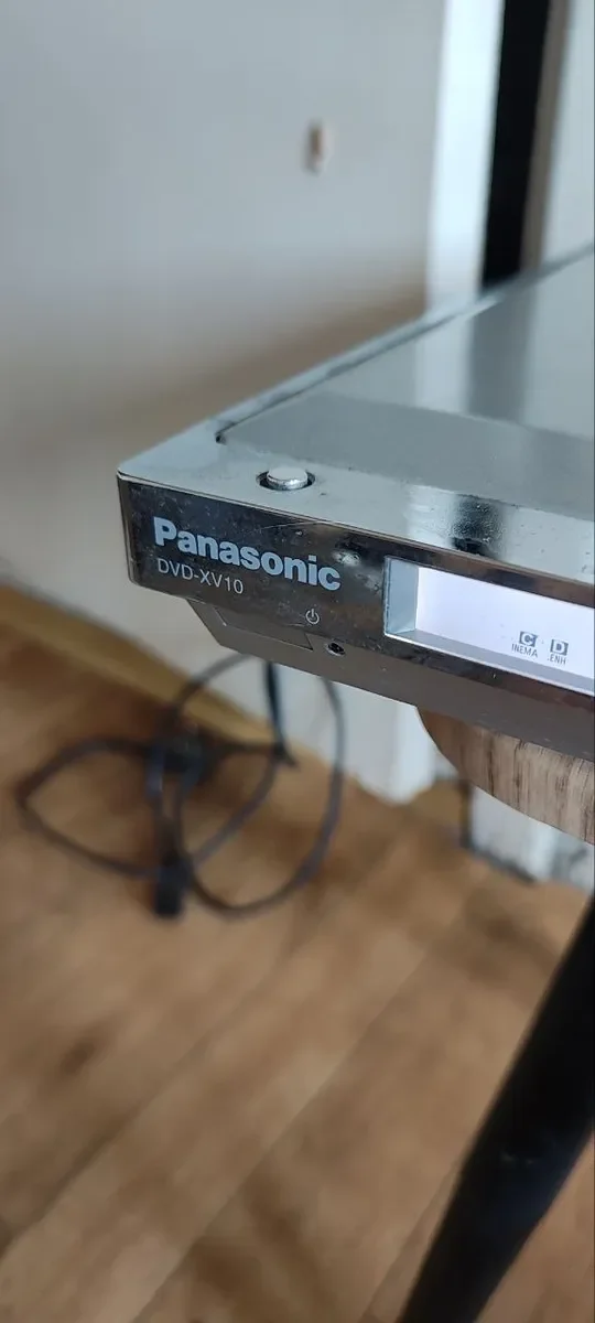 Dvd плеер Panasonic XV-10 - миниатюра 2
