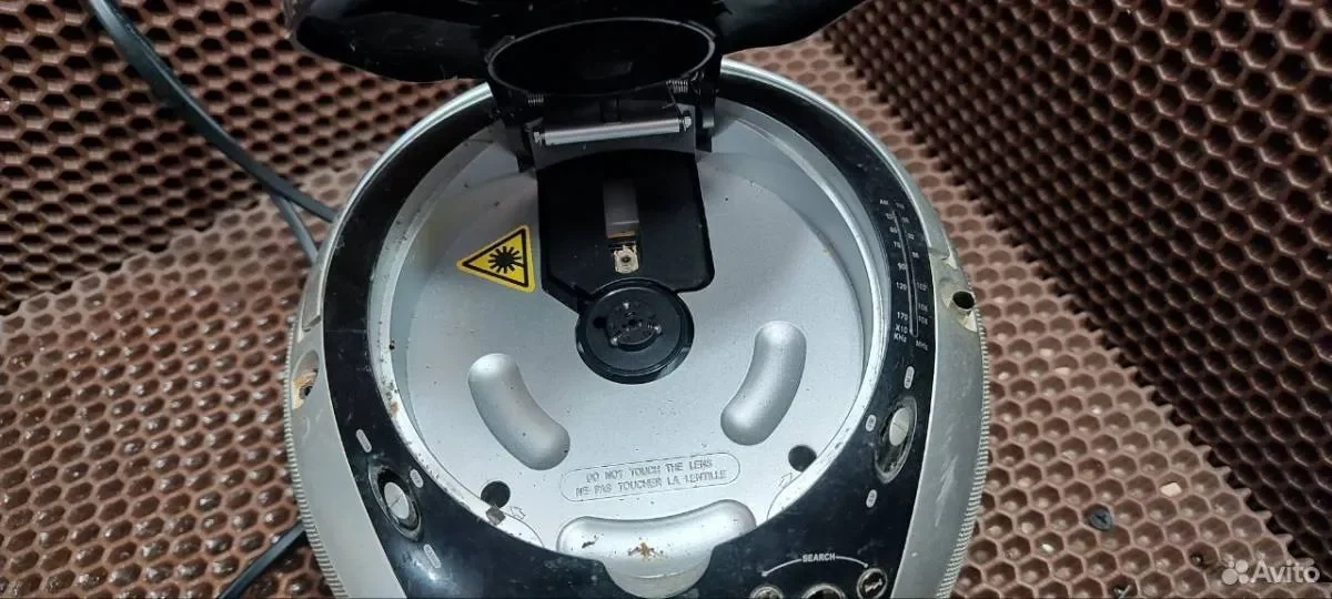 Cd mp3 плеер с AM/FM радио coby MP-CD471 - миниатюра 5