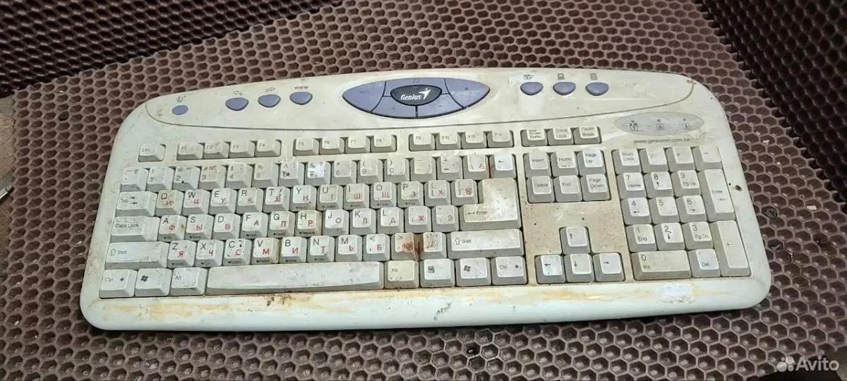 Клавиатура Genius Comfy KB-12E PS/2