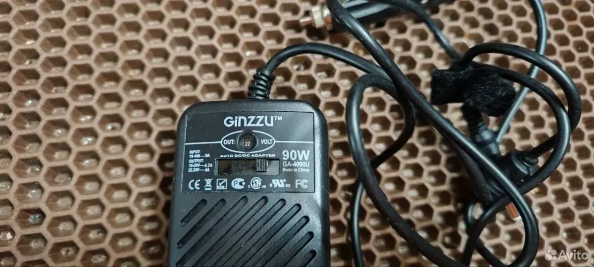 Адаптер питания автомобильный ginzzu ga-4090u - миниатюра 2