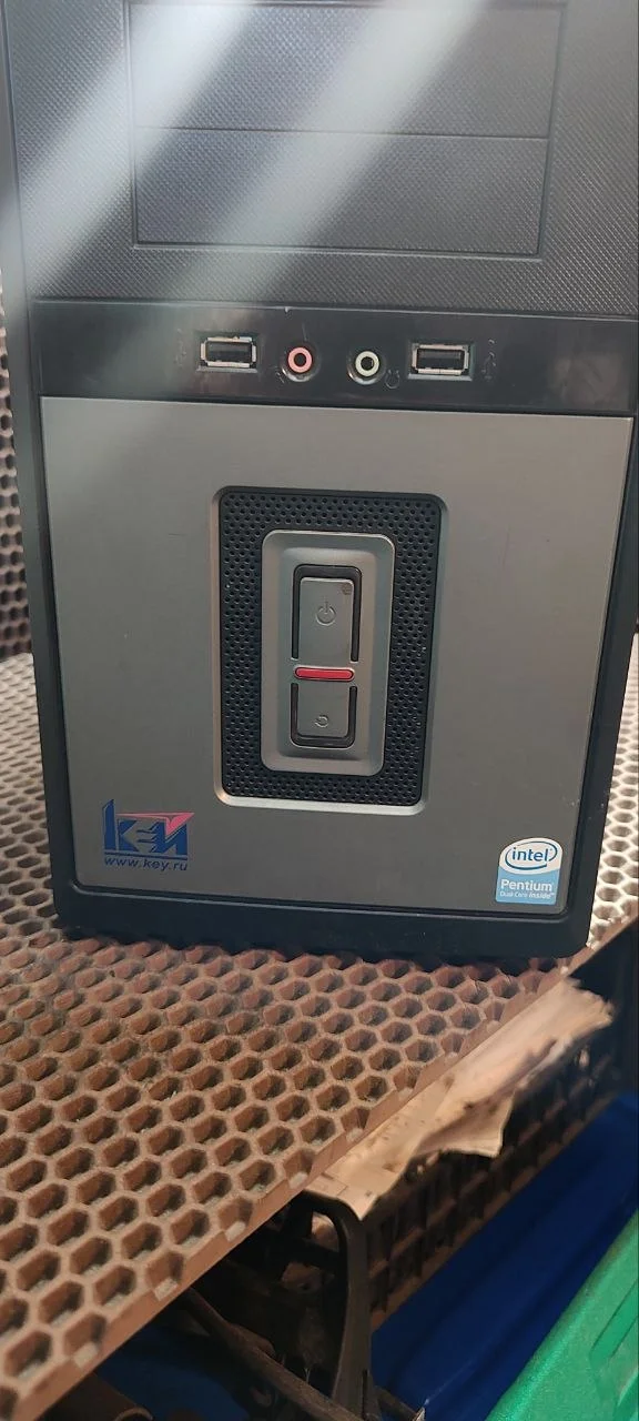 Компьютерный корпус ATX - миниатюра 2