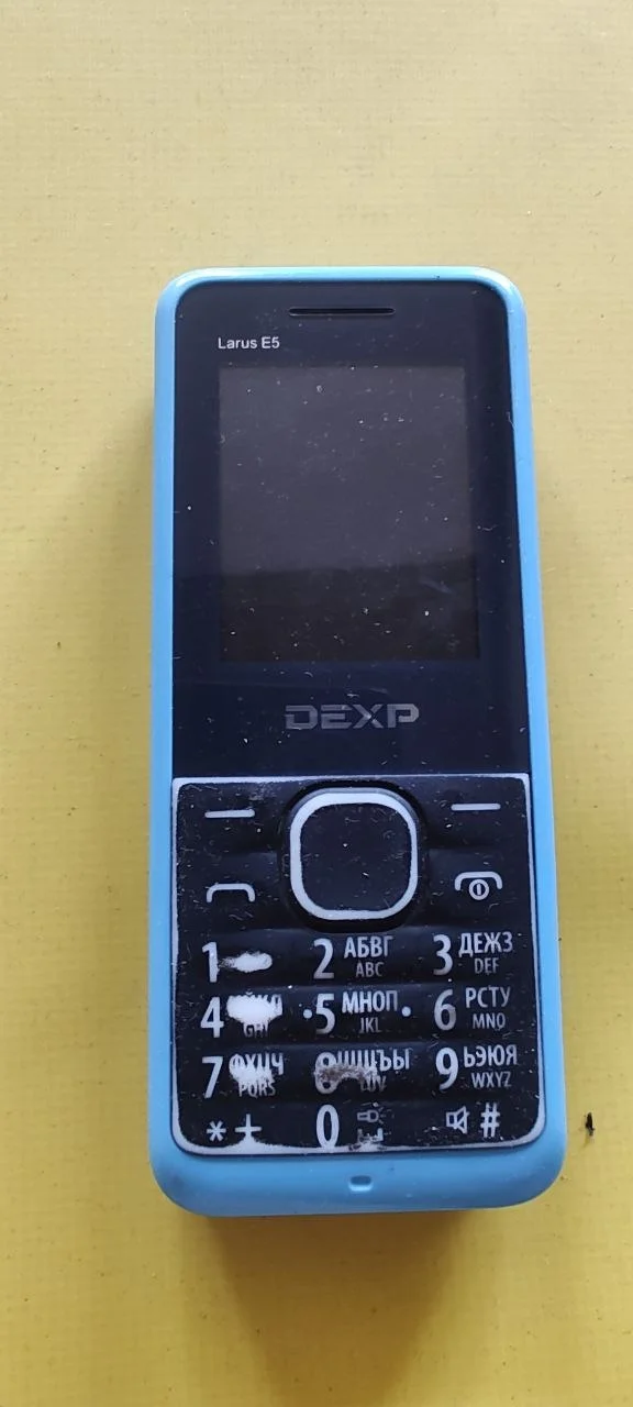 DEXP Larus E5, 2 SIM - изображение 1
