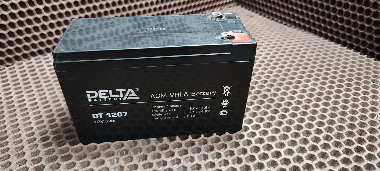 Универсальный аккумулятор delta DT 1207 12V 7Ah - изображение 1