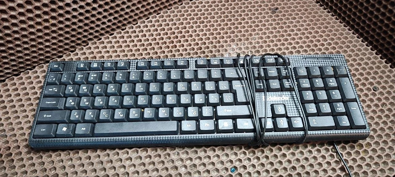 Клавиатура проводная Defender Daily HB-162 - изображение 1