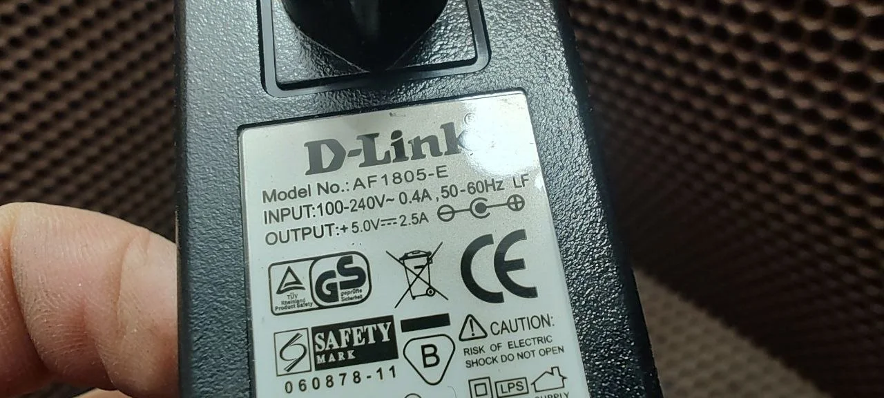 Адаптер питания D-link AF1805-E 5V 2.5A - миниатюра 2