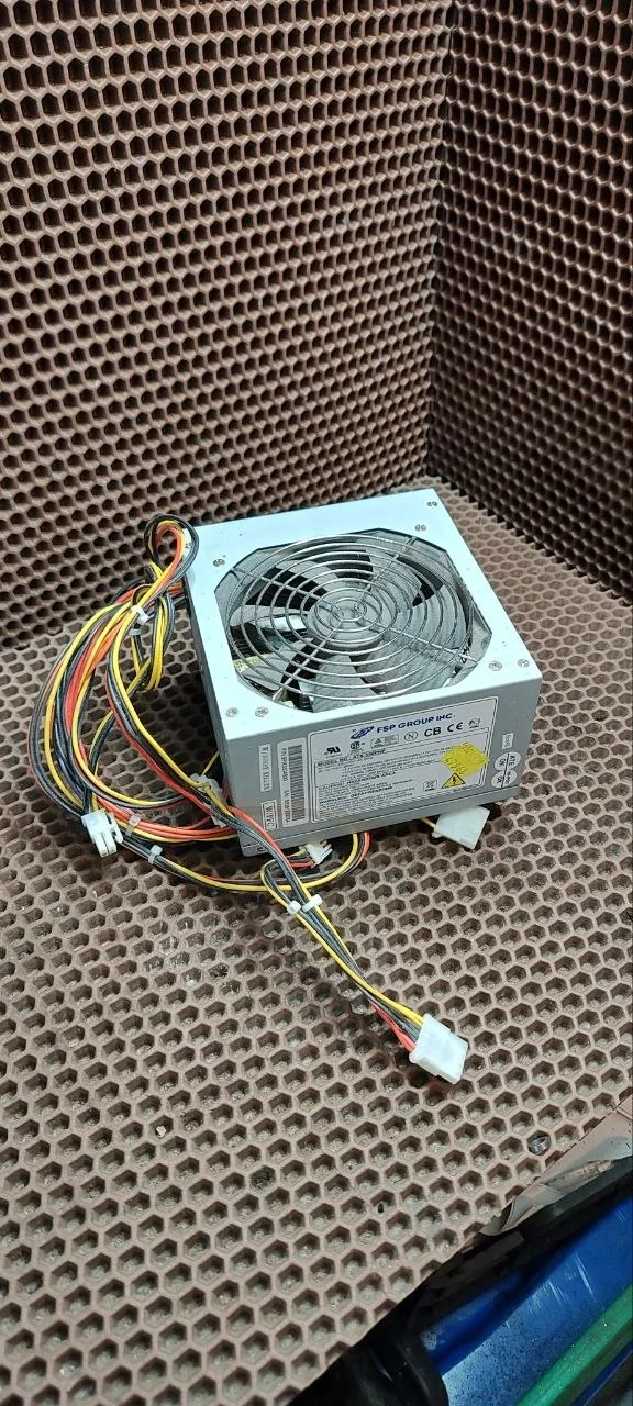Блок питания fsp atx 350pnf в хорошем состоянии. - изображение 1
