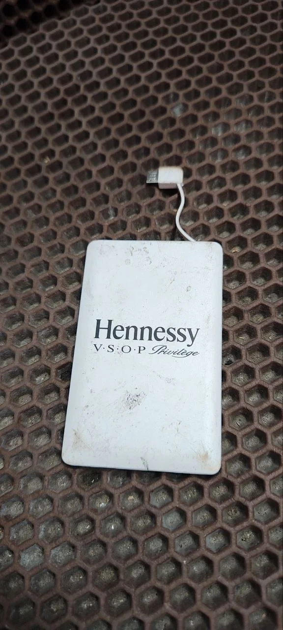 Пауер банк Power bank Hennessy - изображение 1