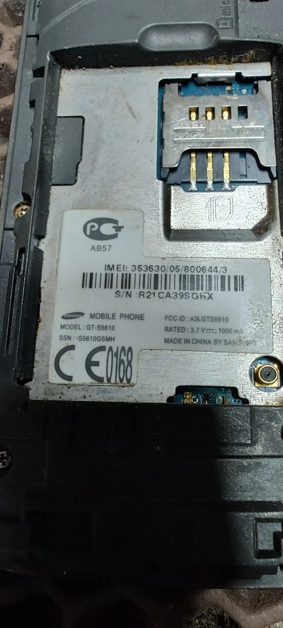 Samsung GT-S5610, 1 SIM - миниатюра 2