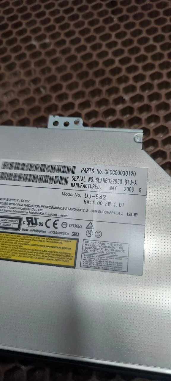 Пишущий привод ноутбука DVD-RW Panasonic UJ-842 - миниатюра 2