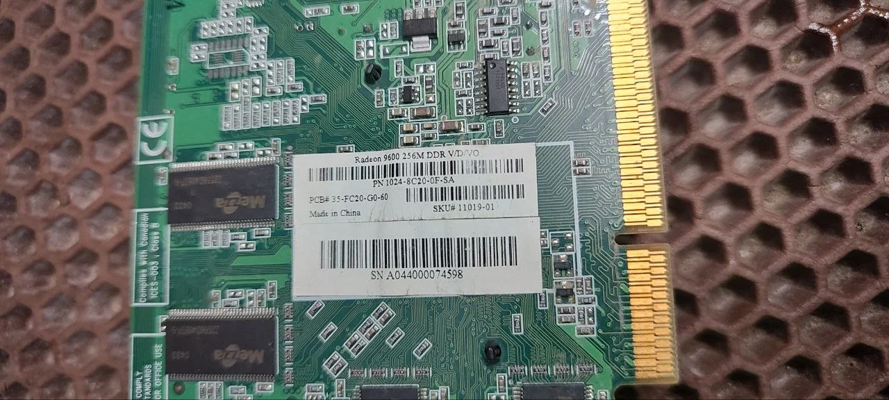 ATI Radeon 9600 - миниатюра 2