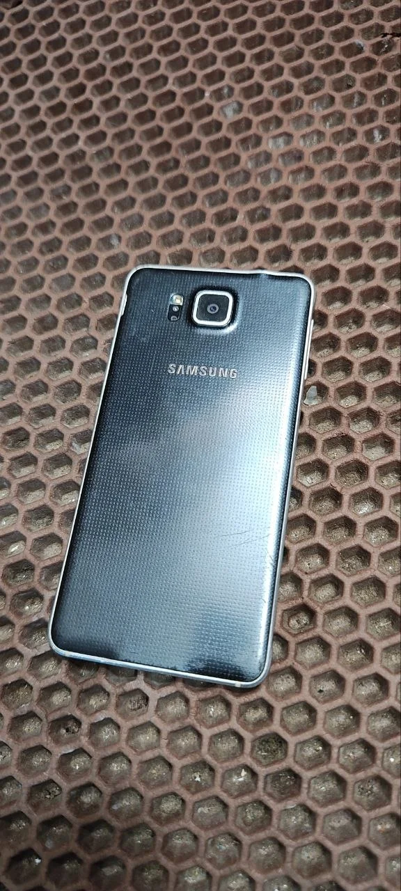 Samsung Galaxy Alpha SM-G850F - миниатюра 2