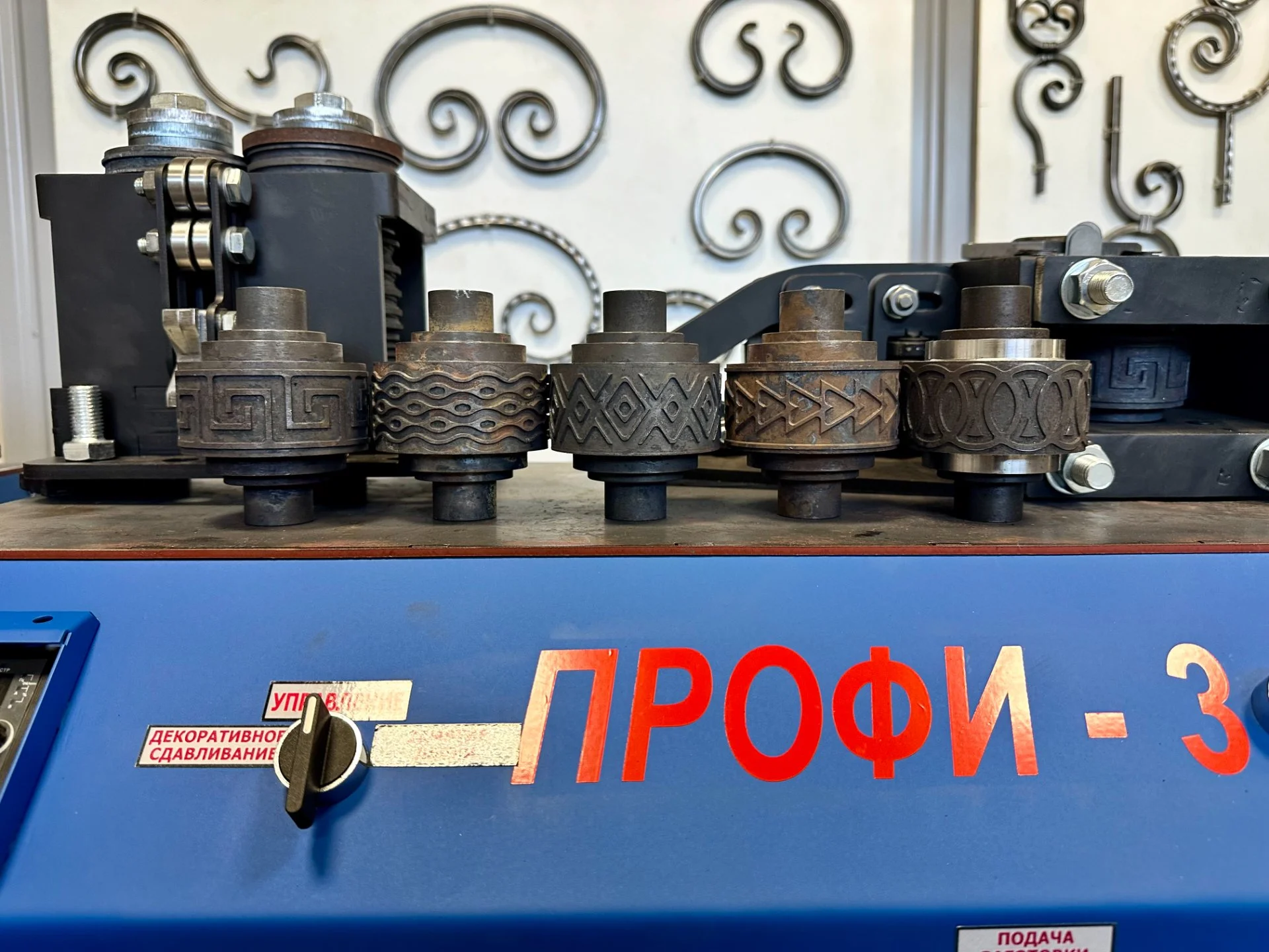 Кузнечно-гибочные станки «ПРОФИ-3» - для «художественной ковки» и гибки металлопроката - миниатюра 3