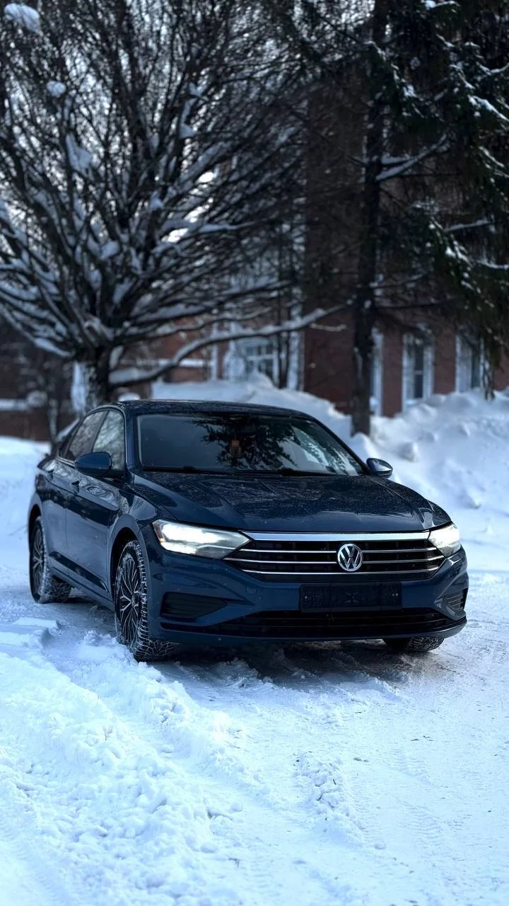 Volkswagen Jetta - миниатюра 2