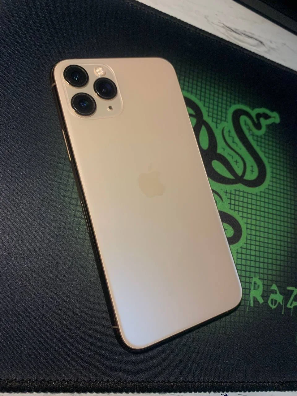 iPhone 11 Pro - миниатюра 2