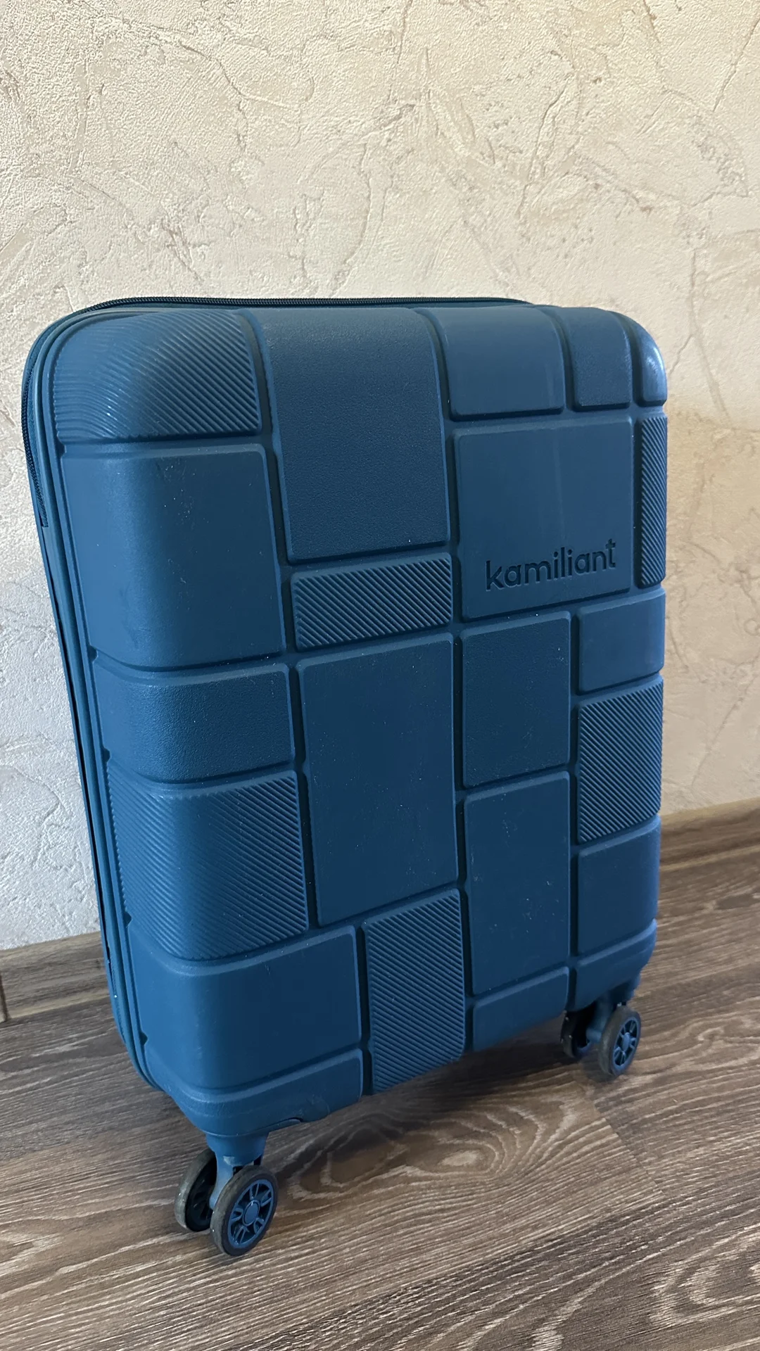 Чемодан Kamiliant (от American Tourister) - миниатюра 2
